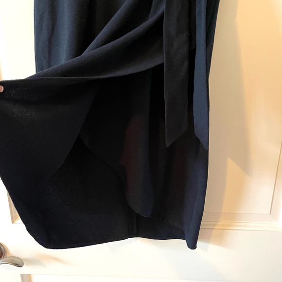 ASOS Closet London tie waist gathered pencil midi dress in navy - Picture 5 of 11